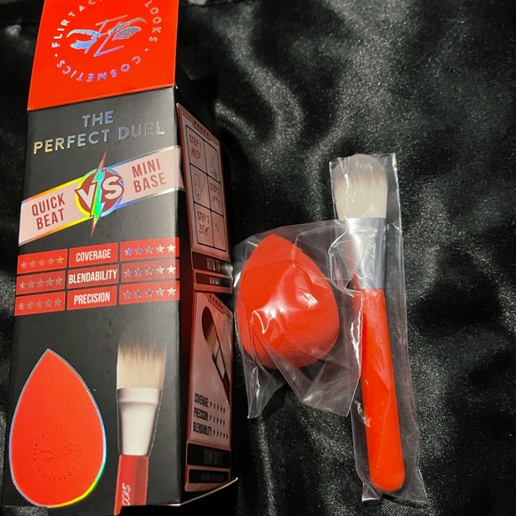 🩷Take Extra $1 Off Sale Flirtatious Cosmetics Makeup Tools - Picture 6 of 7